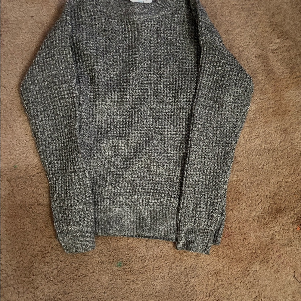 Time and Tru Gray Crewneck Sweater with Textured Knit